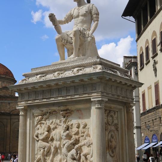 Monumento a Giovanni delle Bande Nere