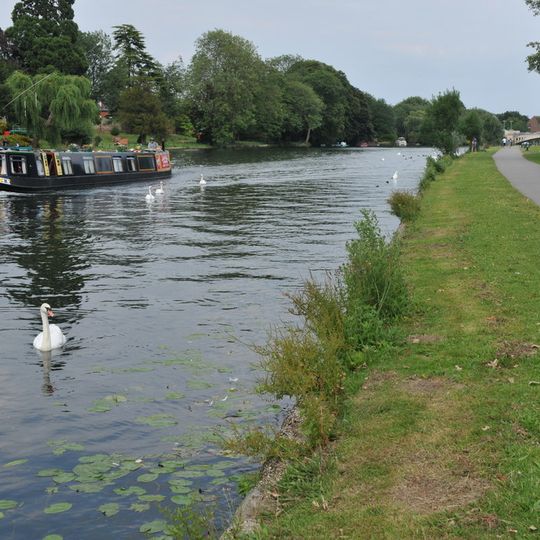 Thameside Promenade