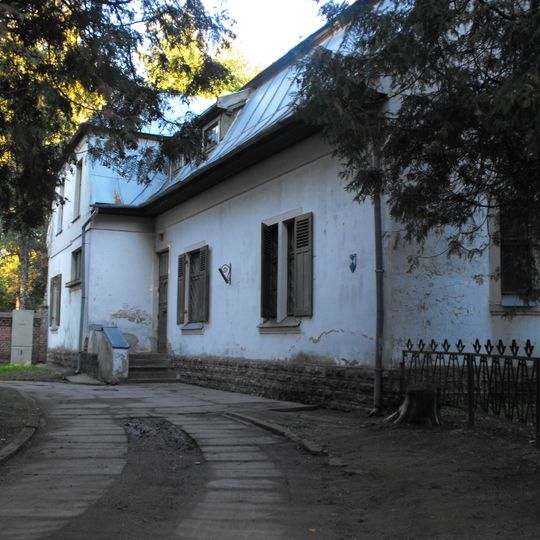 Dzīvojamā ēka Nr. 14