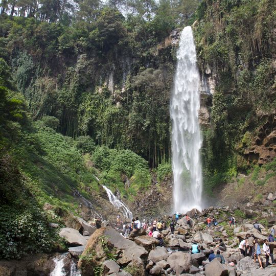 Grojogan Sewu waterfall