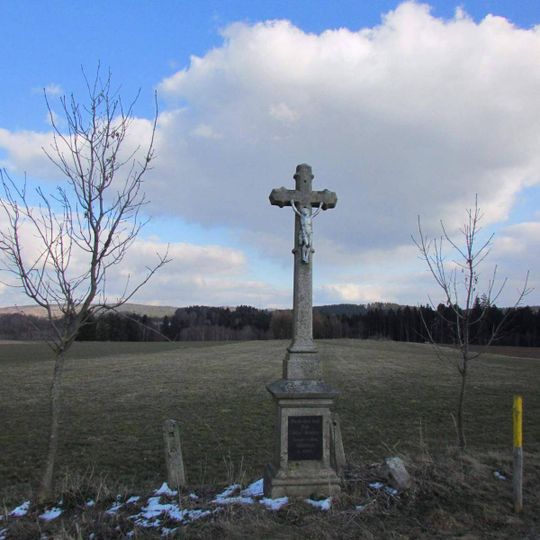 Kříž jižně od železniční zastávky Horní Vilímeč