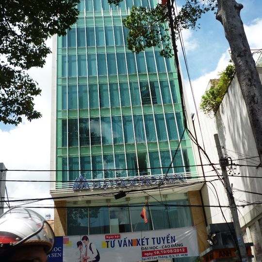Hoa Sen University