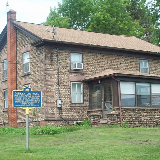 Amzi Bradley Farmstead