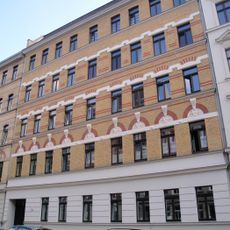 Charlottenstraße 11