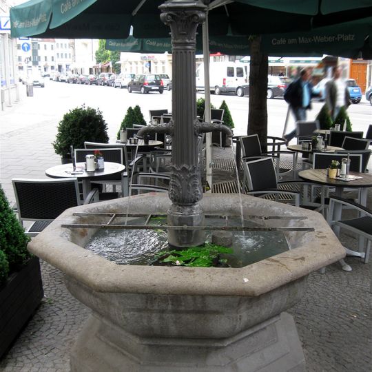 Brunnen