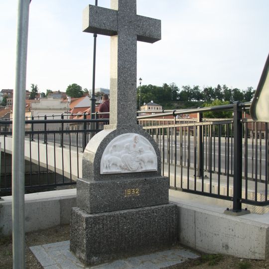 Kříž u Podklášterského mostu