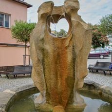 Novodobá kašna v Pivovarské ulici ve Vimperku