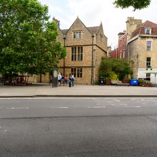 No. 2 And Abbey Church House