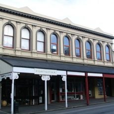 Shop facades next to Bank of New Zealand Building, 19th Century
