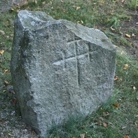 Smírčí kříž na hřbitově v Koněšíně