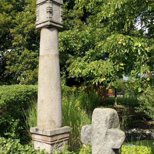 Bildstock und Steinkreuz Hegenigstraße