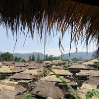 Mengjiao Daizu Yizu Lahuzu Xiang