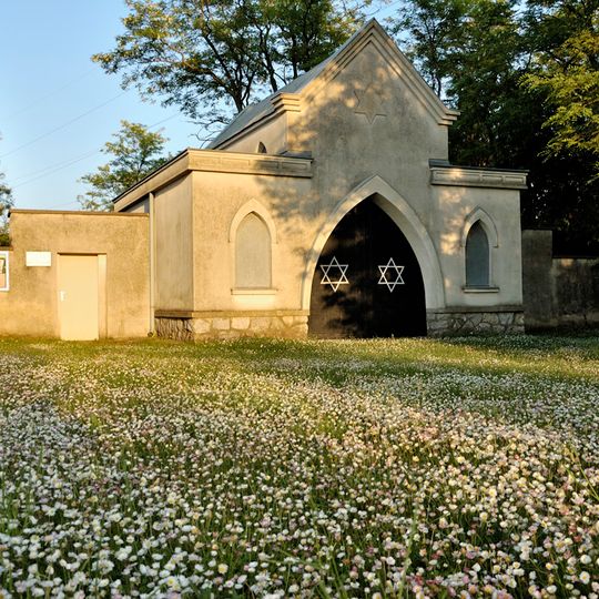 Jewish cemetery in Gänserndorf