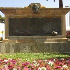 Monument a Juli Garreta