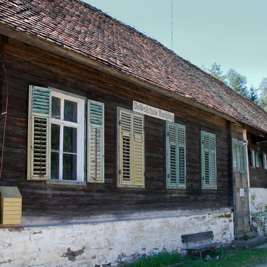 Former Volksschule Rachling, Marhof