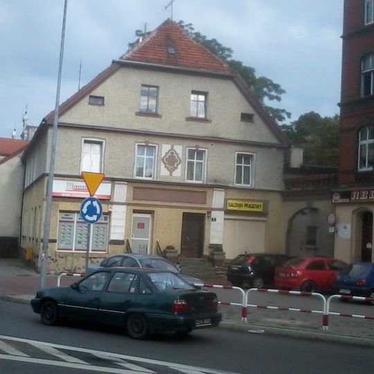 Pl. Niepodległości 3 w Kluczborku