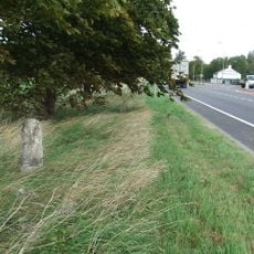 Milestone South Of Junction With Waterbeach Road At Ngr 487 649