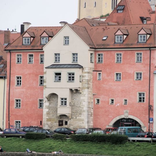 Ehemaliges Mauthaus und Mautturm