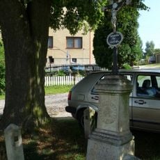 Kříž u domu č. 69 v Radosticích