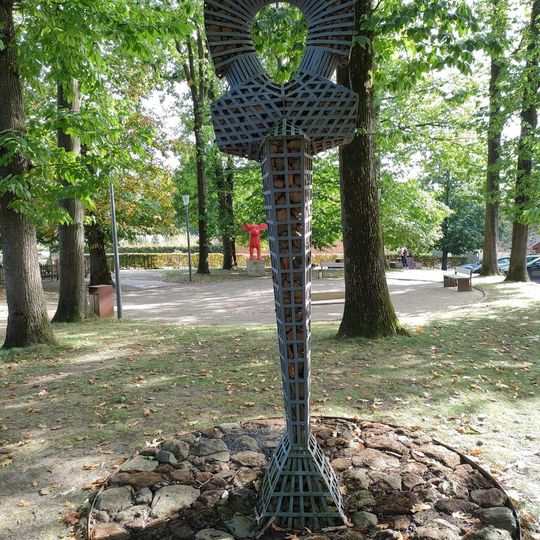 Entre le pilori et le graal