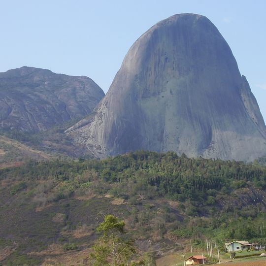 Pico Pedra Azul