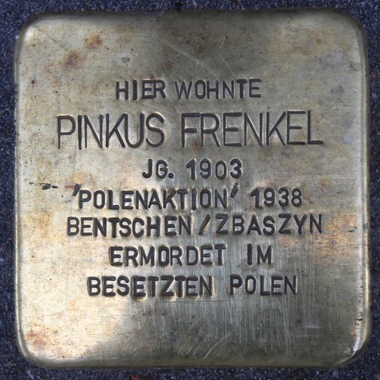Stolperstein en memoria de Pinkus Frenkel