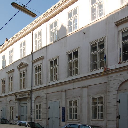 Hermanngasse 29