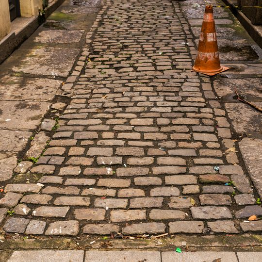Piso de Paralelepípedo do Beco dos Braganças