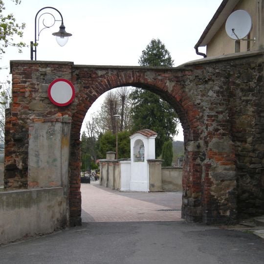 Fragmenty murów obronnych