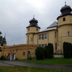 Biskupský kaštieľ