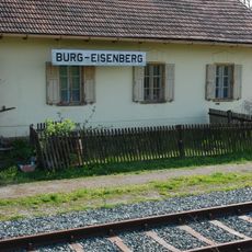 Aufnahmsgebäude Burg-Eisenberg