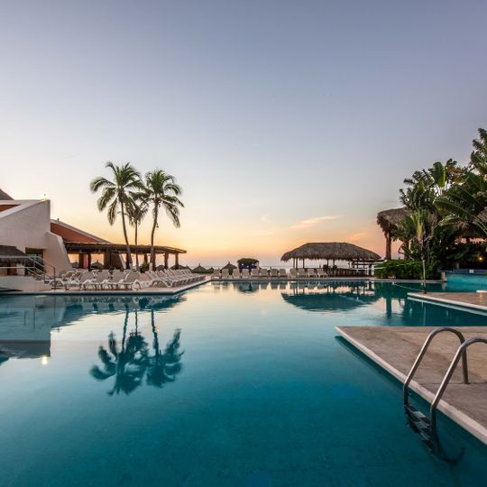 Park Royal Beach Ixtapa