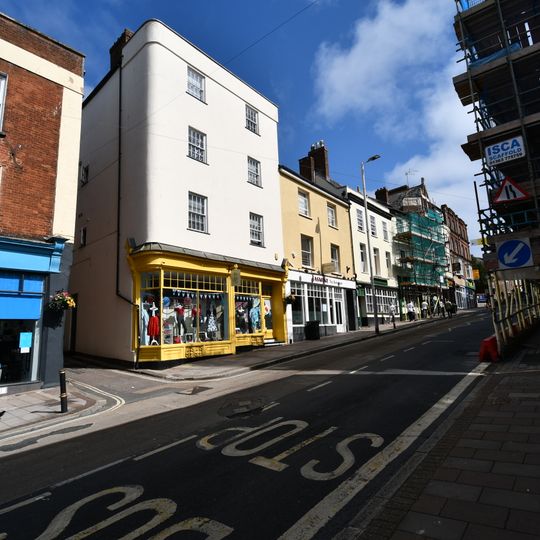 151-154 , Fore Street