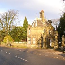 No.54, 2 pairs of gate piers, and walls adjoining forming entrance to Hornby Castle drive