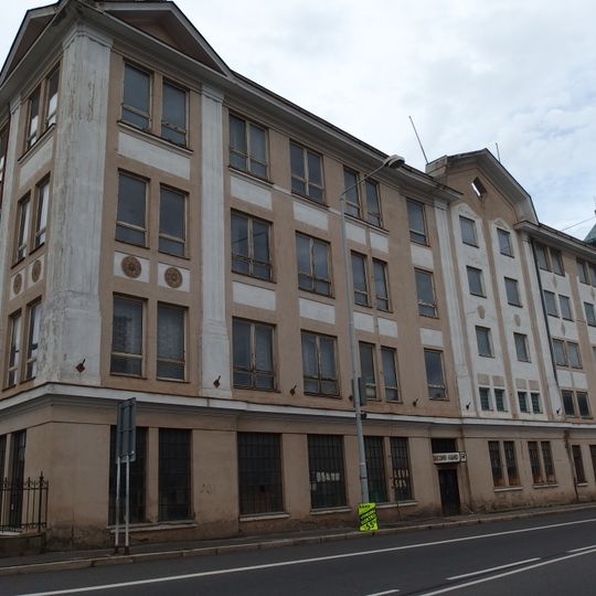 Přádelna a sklad Karnoly