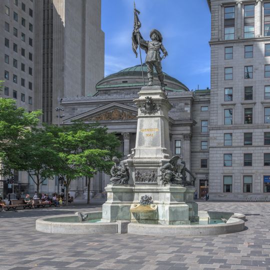 Maisonneuve Monument