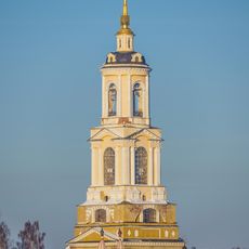 Bell tower and Saint Yevfrosiniya Church at Rizopolozhensky Monastery (Suzdal)