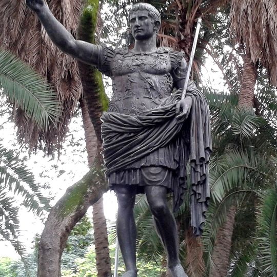 Augustus of Prima Porta replica at Largo do Arouche