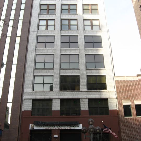 Fidelity Trust Building