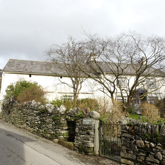 Dixon Ground Farmhouse and outbuilding