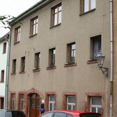 Wohnhaus in geschlossener Bebauung
