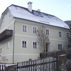 Pfarrhof mit Wirtschaftsgebäude