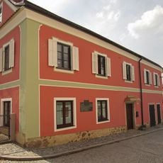 Wohn- und Geschäftshaus