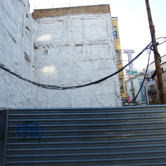 Ceramic panel of a Tartane at 2 Norberto Piñango street