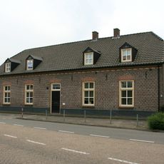 Schoolstraat 24, Mill
