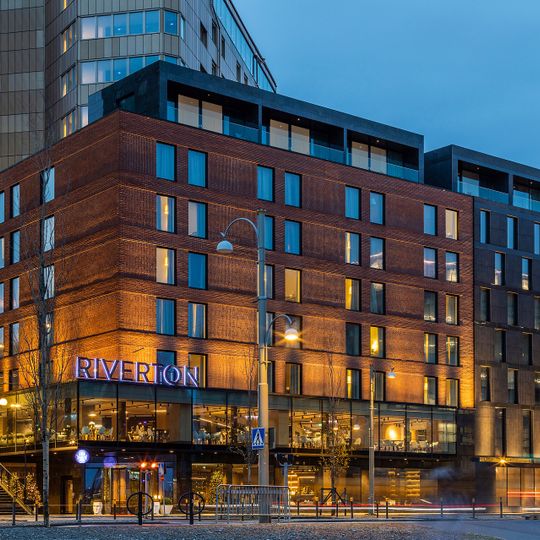 Hotel Riverton