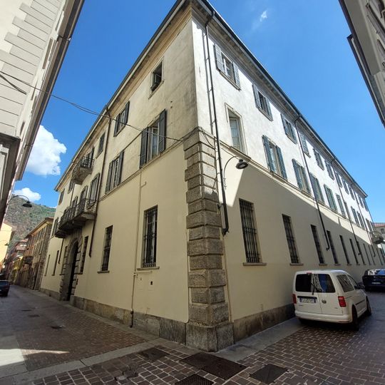 Palazzo Lambertenghi