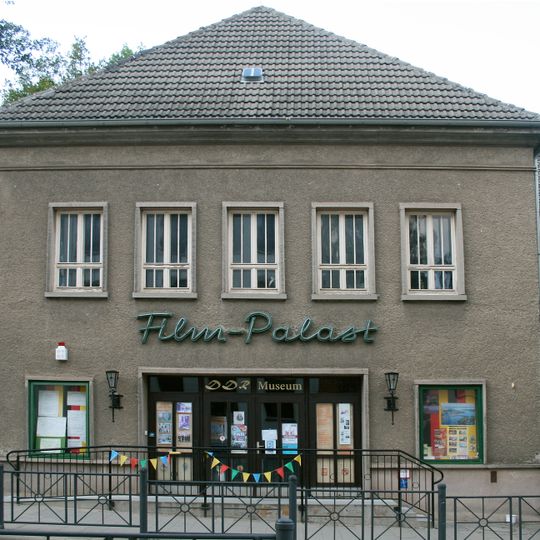 Film-Palast Malchow