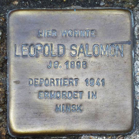 Stolperstein en memoria de Leopold Salomon