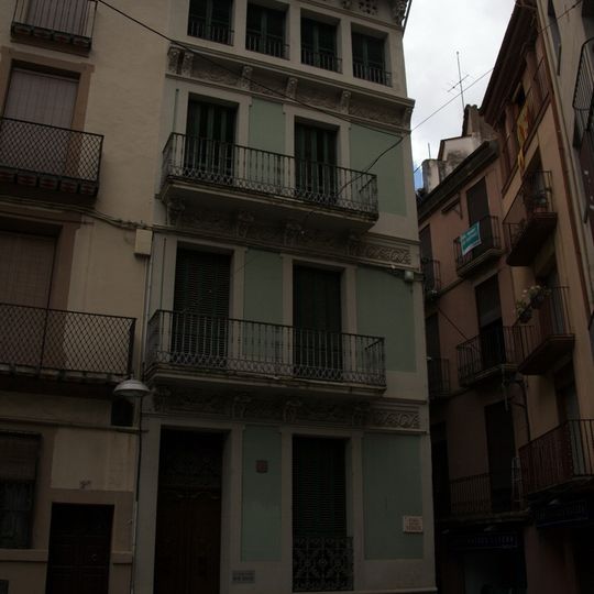 House in Plaça del Rector Ferrer, 3